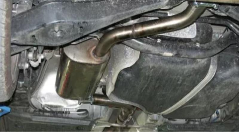 Fox Mittelschalldämpfer